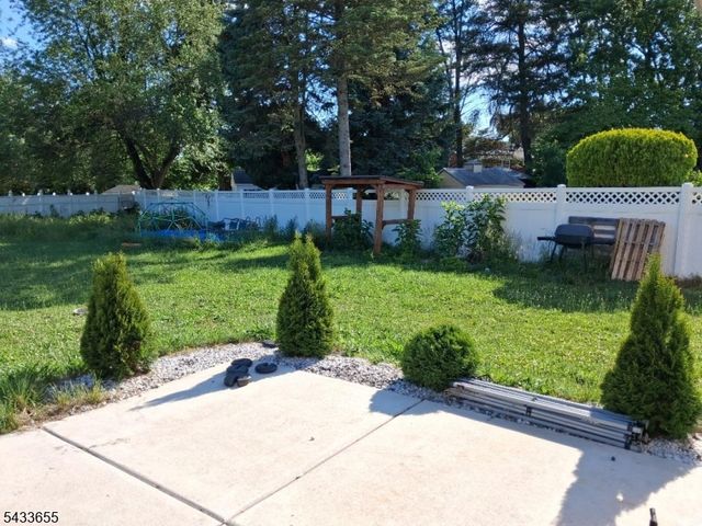 119 Colonial Rd 1, Edgewater Park Twp., NJ 08010
