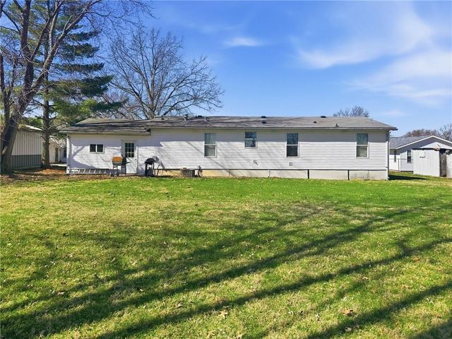 205 N Macon Street, Meadville, MO 64659