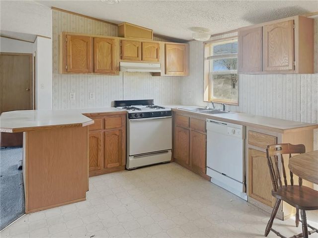 205 N Macon Street, Meadville, MO 64659