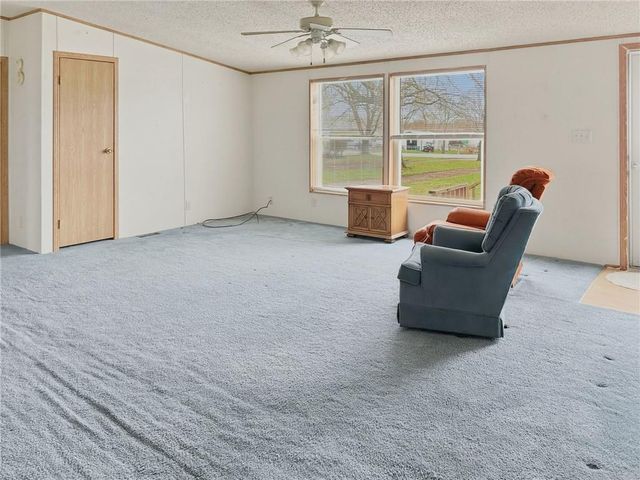 205 N Macon Street, Meadville, MO 64659