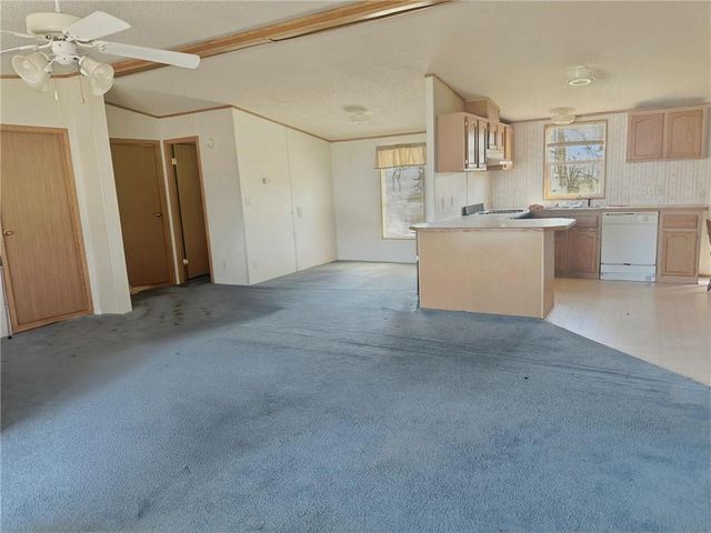 205 N Macon Street, Meadville, MO 64659