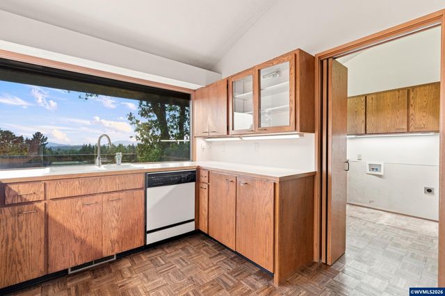 3225 Azalea Dr S, Salem, OR 97302