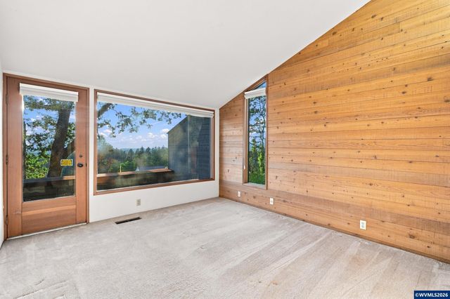 3225 Azalea Dr S, Salem, OR 97302