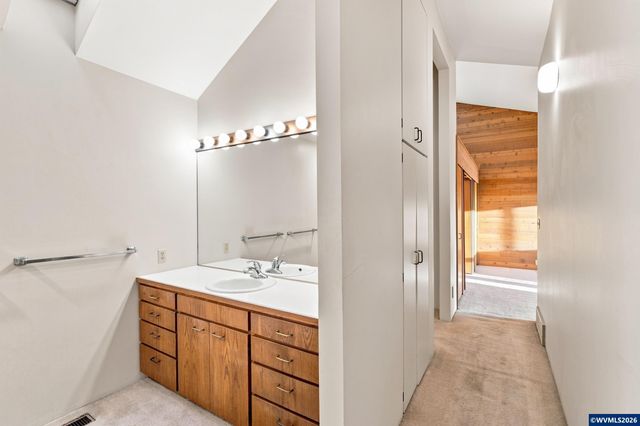 3225 Azalea Dr S, Salem, OR 97302