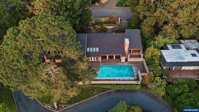 3225 Azalea Dr S, Salem, OR 97302