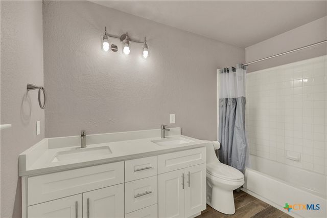 104 Grant Way, Kyle, TX 78640
