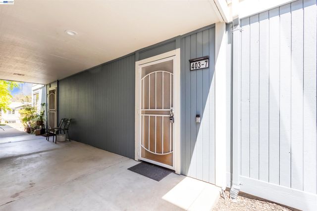 403 Olympus 7, Hercules, CA 94547