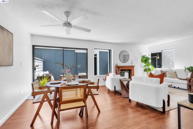 403 Olympus 7, Hercules, CA 94547
