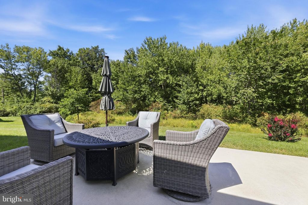 29 SANDPIPER DR, BECHTELSVILLE, PA 19505 — photo 2