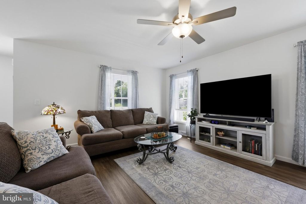29 SANDPIPER DR, BECHTELSVILLE, PA 19505 — photo 5