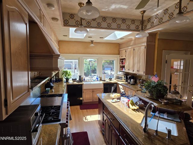 310 Mountain Street, Carson City, NV 89703