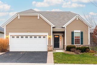 870 Prescott Lane, Pingree Grove, IL 60140