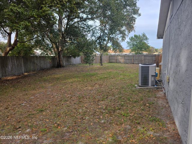 8913 ERIN Court, Jacksonville, FL 32216