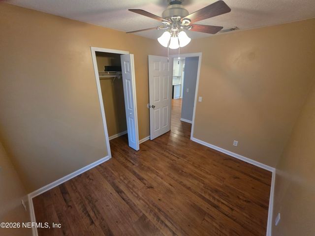 8913 ERIN Court, Jacksonville, FL 32216