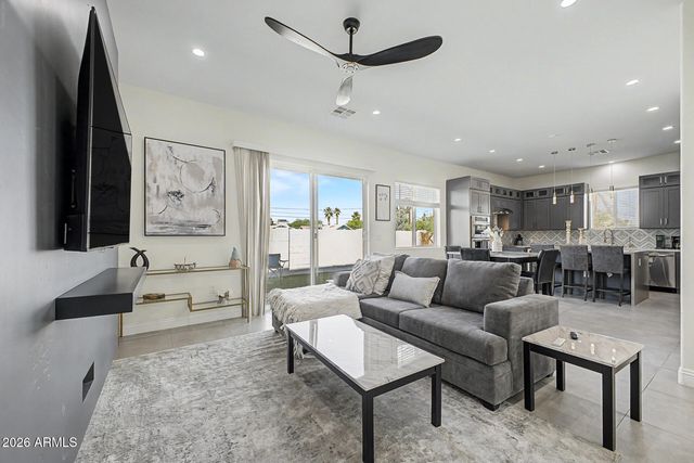 1344 E POLK Street B, Phoenix, AZ 85006