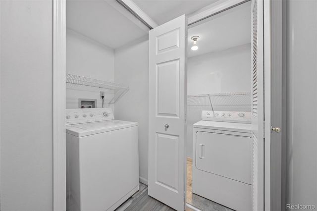 141 W Kenilworth Avenue, Royal Oak, MI 48067