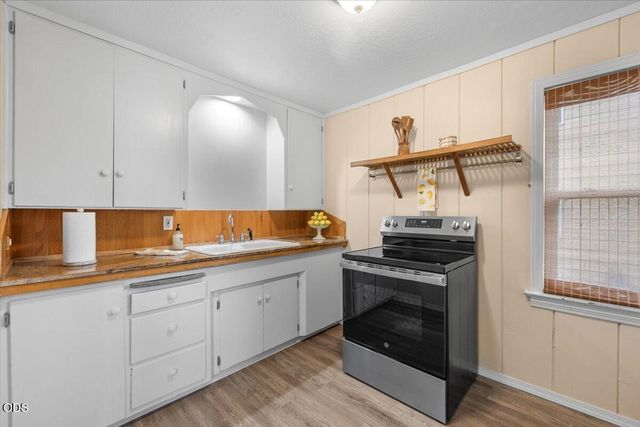 363 E Hersey Street, Ashland, OR 97520