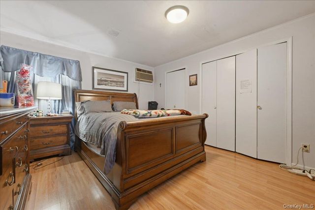 13514 220th Street, Laurelton, NY 11413