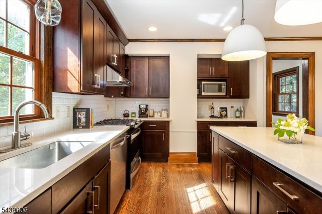 8 Summit St, Glen Ridge Boro Twp., NJ 07028