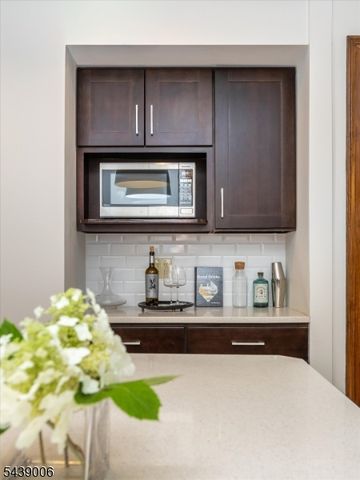 8 Summit St, Glen Ridge Boro Twp., NJ 07028