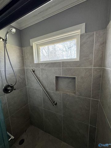 4006 Mcewen Drive NW, Huntsville, AL 35810