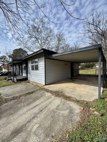 4006 Mcewen Drive NW, Huntsville, AL 35810