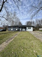 4006 Mcewen Drive NW, Huntsville, AL 35810