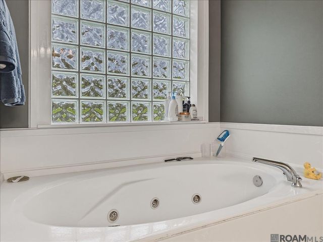 33902 Renee Dr, Denham Springs, LA 70706