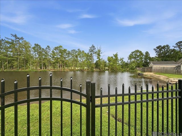 33902 Renee Dr, Denham Springs, LA 70706