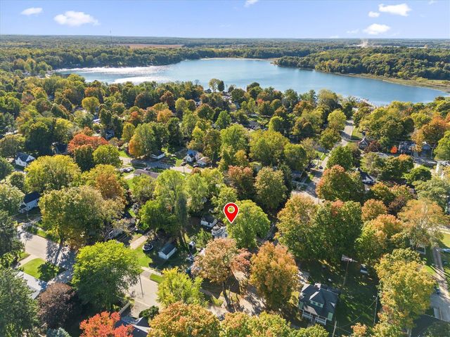 408 E Water Street, Cassopolis, MI 49031