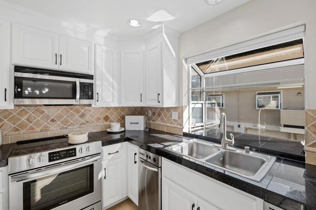 703 Hibiscus Place, San Jose, CA 95117
