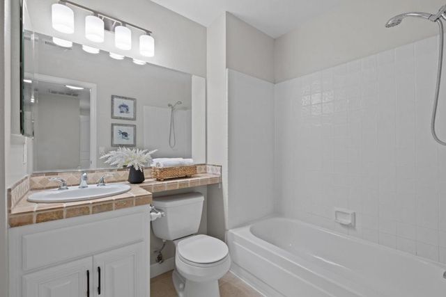 703 Hibiscus Place, San Jose, CA 95117