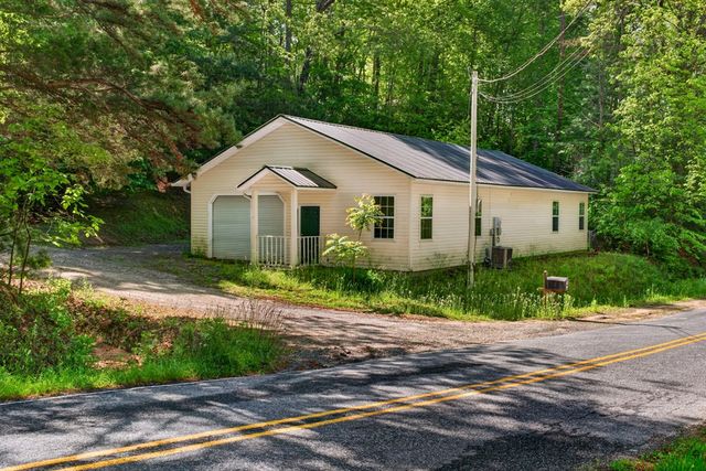 282 W Cherry Road, Hayesville, NC 28904
