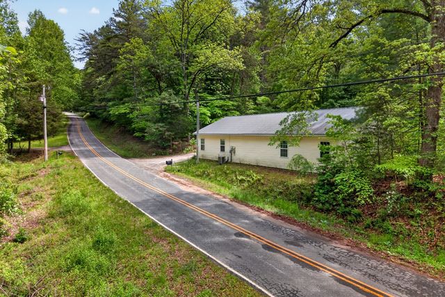 282 W Cherry Road, Hayesville, NC 28904
