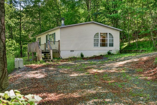 282 W Cherry Road, Hayesville, NC 28904