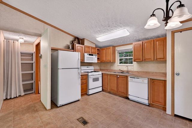 282 W Cherry Road, Hayesville, NC 28904