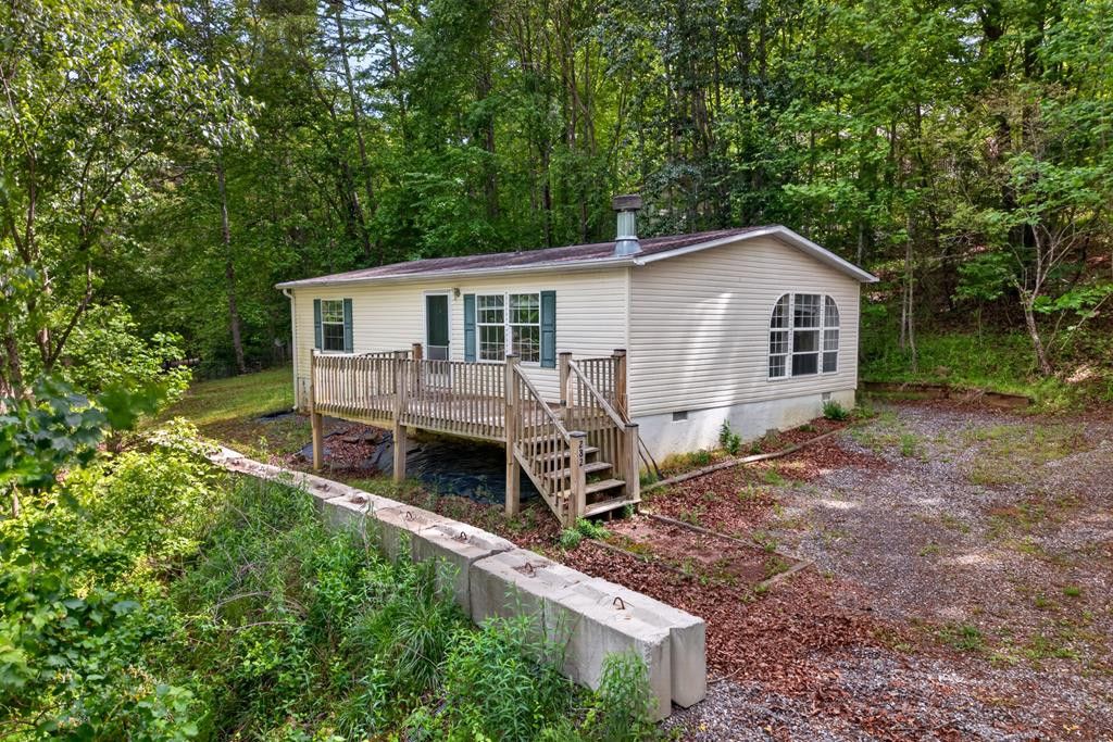 282 W Cherry Road, Hayesville, NC 28904