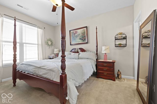 1212 Blackthorne S, Plainfield, IN 46168