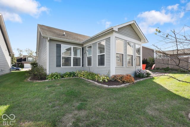 1212 Blackthorne S, Plainfield, IN 46168