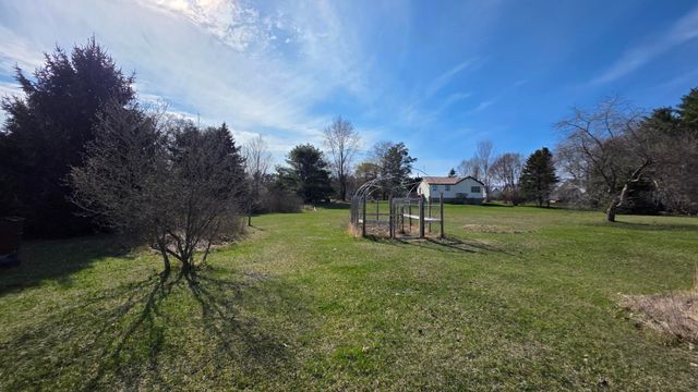 14 S 5th Street, Hinton Twp, MI 49336