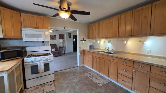 14 S 5th Street, Hinton Twp, MI 49336