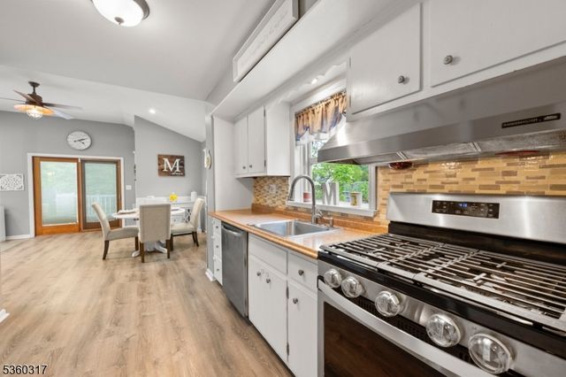 35 Farrington St, West Caldwell Twp., NJ 07006