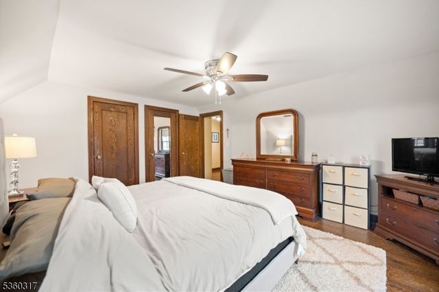 35 Farrington St, West Caldwell Twp., NJ 07006