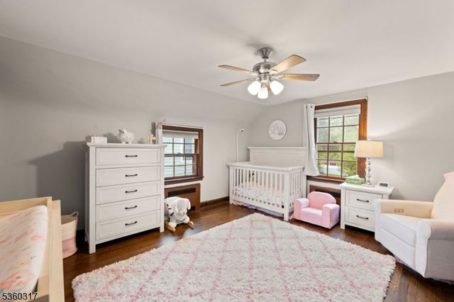 35 Farrington St, West Caldwell Twp., NJ 07006