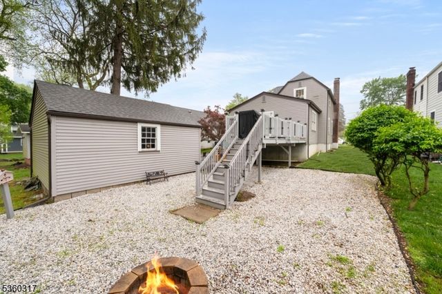 35 Farrington St, West Caldwell Twp., NJ 07006