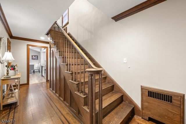 35 Farrington St, West Caldwell Twp., NJ 07006