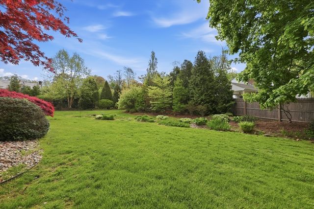 123 Englewood Road, Longmeadow, MA 01106