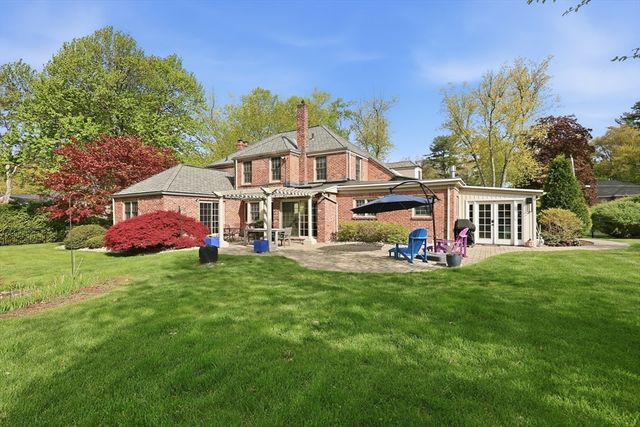 123 Englewood Road, Longmeadow, MA 01106