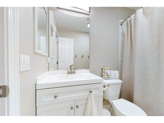 4514 Tanoa Ct, Castle Rock, CO 80104