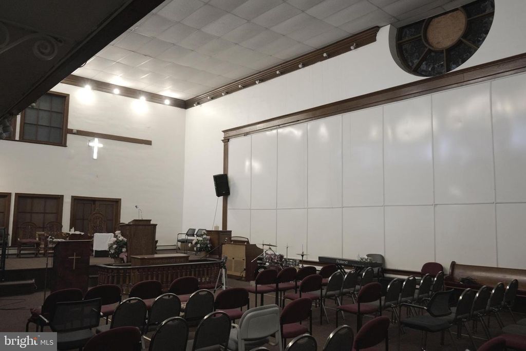 287 HAMILTON AVE, Trenton, NJ 08609